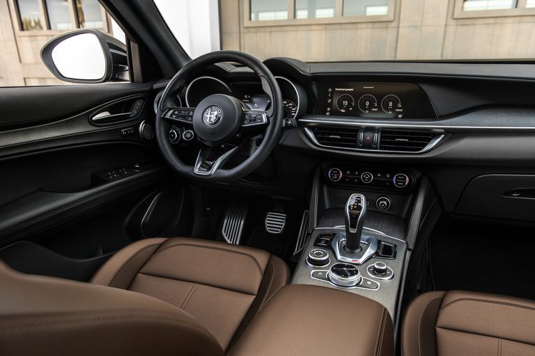 Alfa Romeo Stelvio 2022: Specifikace, cena, datum vydání, Autobrezik