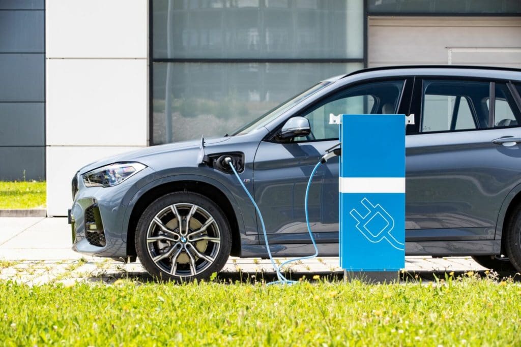 BMW iX1 2022: specifikace, cena, datum vydání, Autobrezik