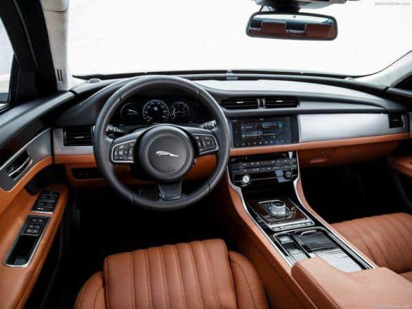 Jaguar XF 2022: Specifikace, cena, datum vydání, Autobrezik
