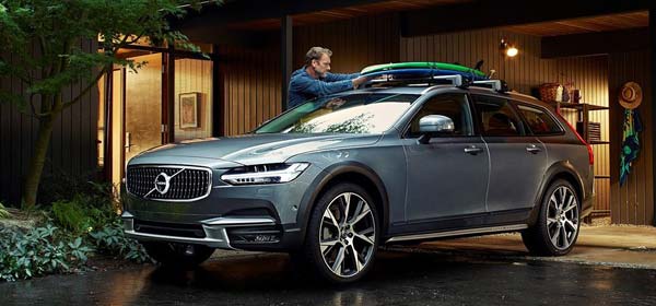 Volvo V90 Cross Country 2022: Prezentace, ceny, technická data