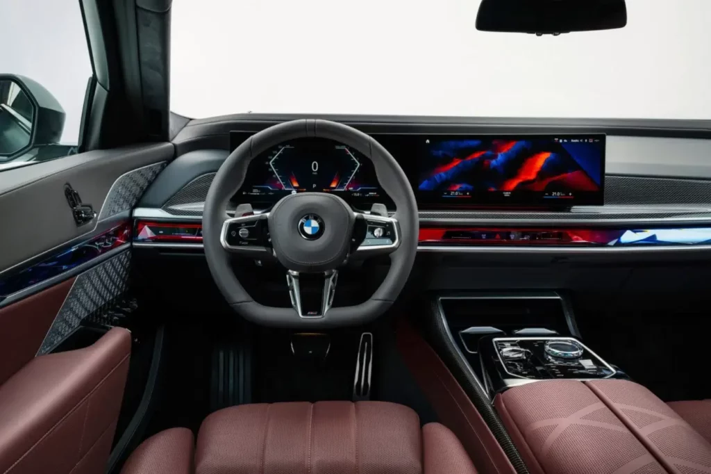 BMW 7 2023: Cena, interiér, technická data