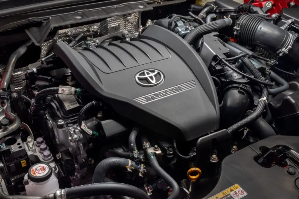 Toyota Crown 2023: Specifikace, cena, datum vydání, Autobrezik