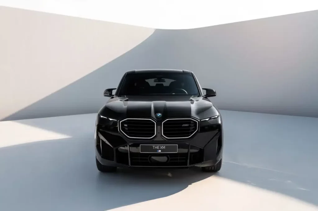 BMW XM 2023: specifikace, cena, datum vydání