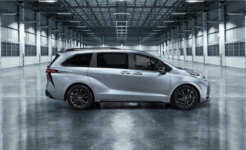 Toyota Sienna 2023: spotřeba, technická data, cena