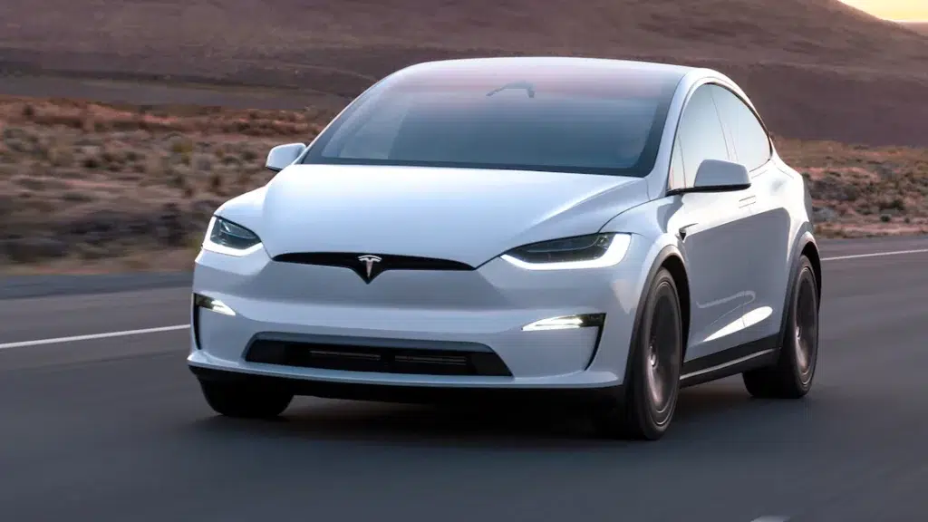 Tesla Model X 2023: ceny, spotřeba, technická data