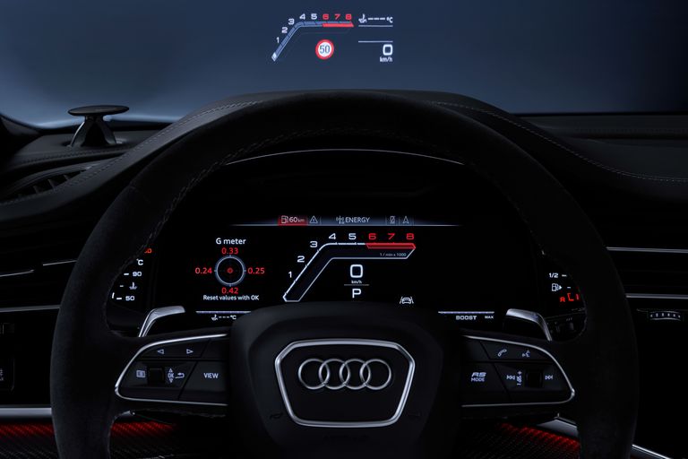 Audi RS Q8 2023: Interiér, motor a úpravy
