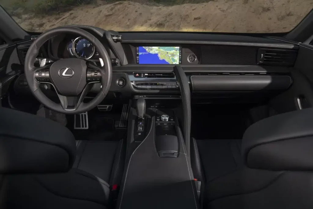 Lexus LC 500 2023: Interiér, ceny, technická data