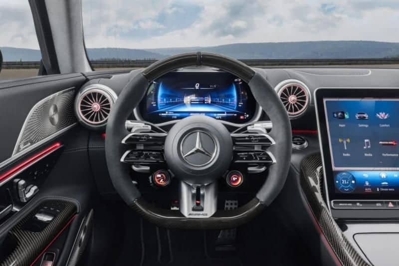 Mercedes-AMG GT Coupe 2024: Interiér, motor a úpravy