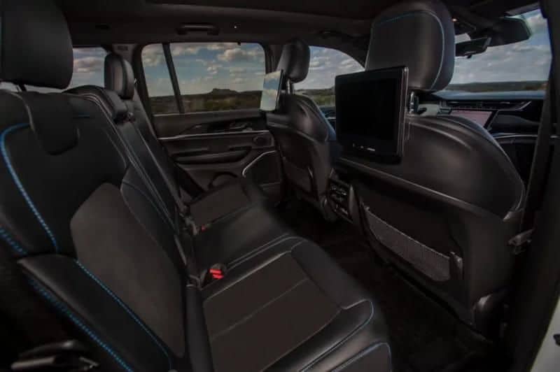 Jeep Grand Cherokee 4xe 2024: Interiér, motor a úpravy