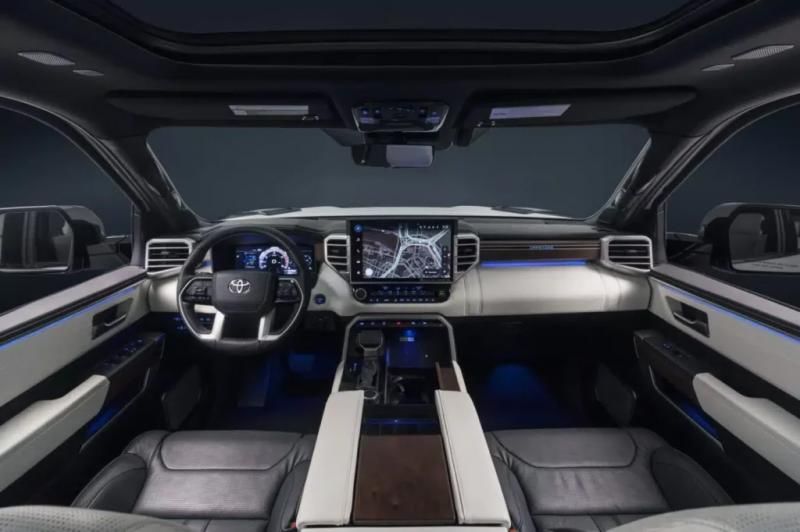 Toyota Tundra 2024: Interiér, motor a úpravy